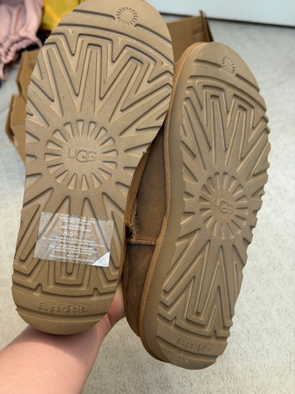 UGG Classic Slippers  Women’s Size 8  - Chestnut - Picture 7 of 7